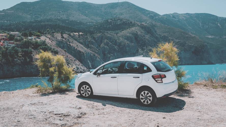 KLP_Leiebil_Envato_vacation-travel-rental-hired-car_1200