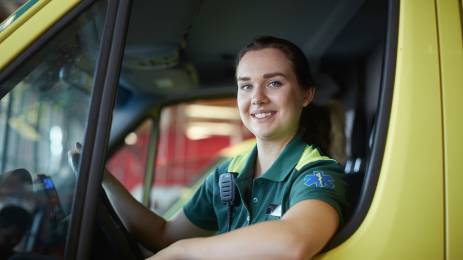 KLP_Ambulansesjåfør_Ung dame_masma73407_1452